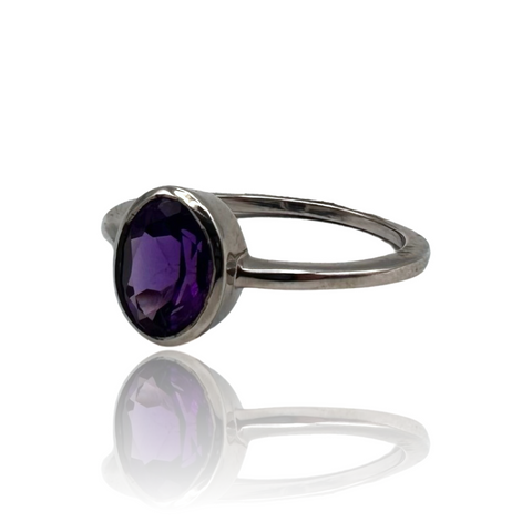 Amethyst Ring - Sterling Silver - Size 7 - Oval
